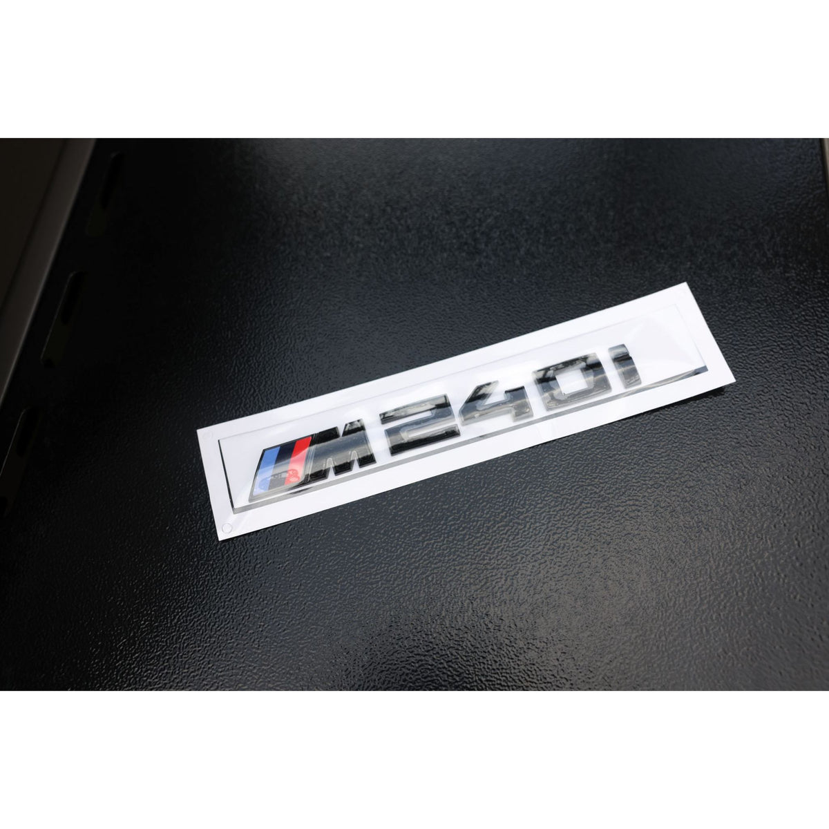 BMW 240i