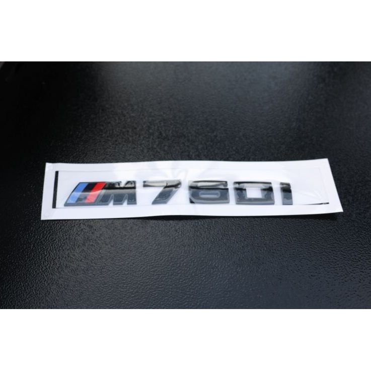 BMW m760i
