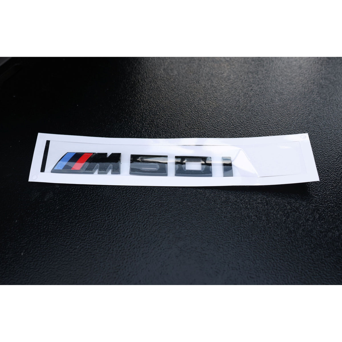 M50I emblem